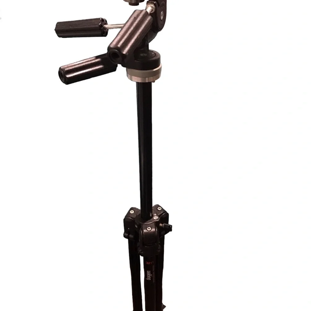 Bogen Manfrotto 3211 Professional Camera Tripod 24-67” anodized legs /3029 Head